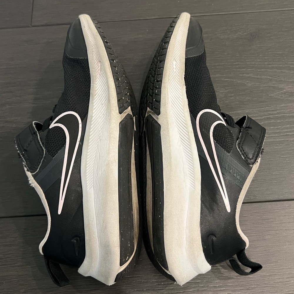 Nike Star Runner 3 Sneakers - 2.5Y - Picture 6 of 10